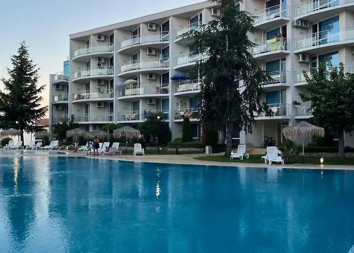 Boho 4 Pools 10min To The * Burgasz